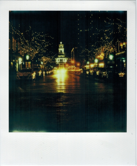 Photo: Christian Oliviera - Polaroid Alpha SX-70 - Impossible Project PX-680 CP + ND