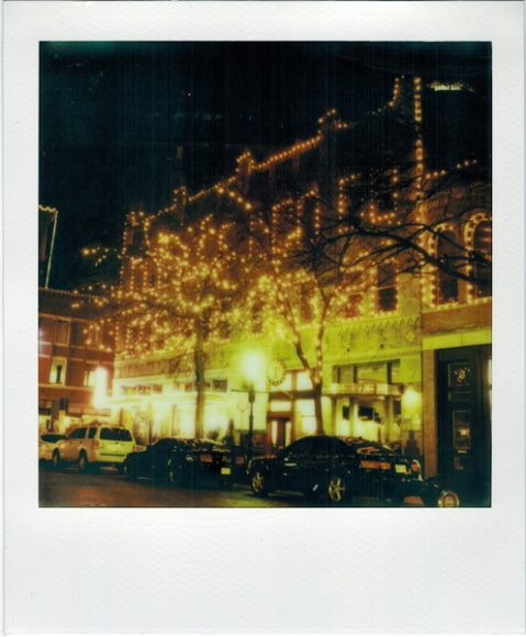 Photo: Christian Oliviera - Polaroid Alpha SX-70 - Impossible Project PX-680 CP + ND